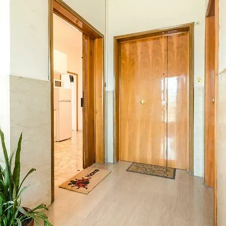 Casa Ranzani, Silenziosa E Con Terrazzino *