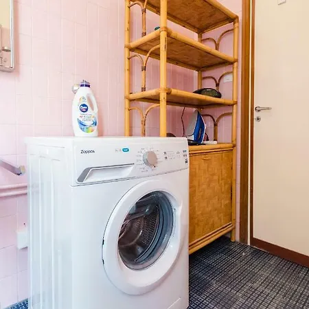 דירה Casa Ranzani, Silenziosa E Con Terrazzino בולוניה