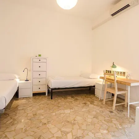 Casa Ranzani, Silenziosa E Con Terrazzino בולוניה