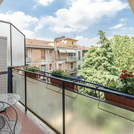 Casa Ranzani, Silenziosa E Con Terrazzino * Bologne