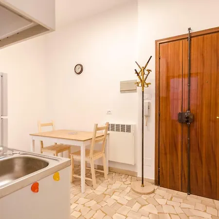 Casa Ranzani, Silenziosa E Con Terrazzino Appartement